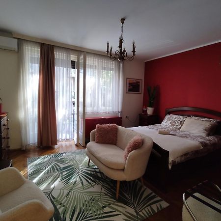 Bgholik Studio Apartment Beograd Eksteriør bilde